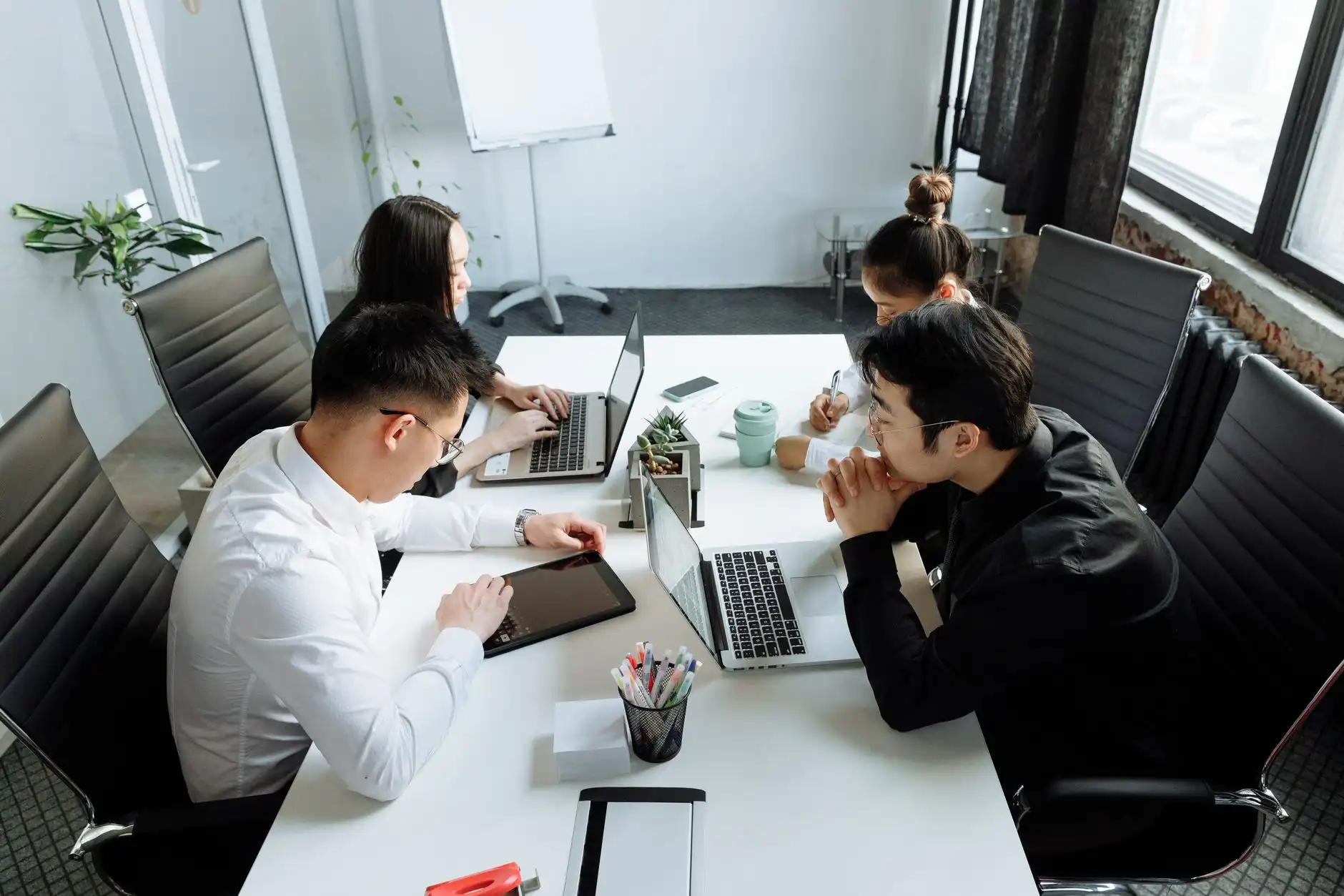重庆中织盛商贸供应链管理：仓储物流与同城配送一体化方案解析