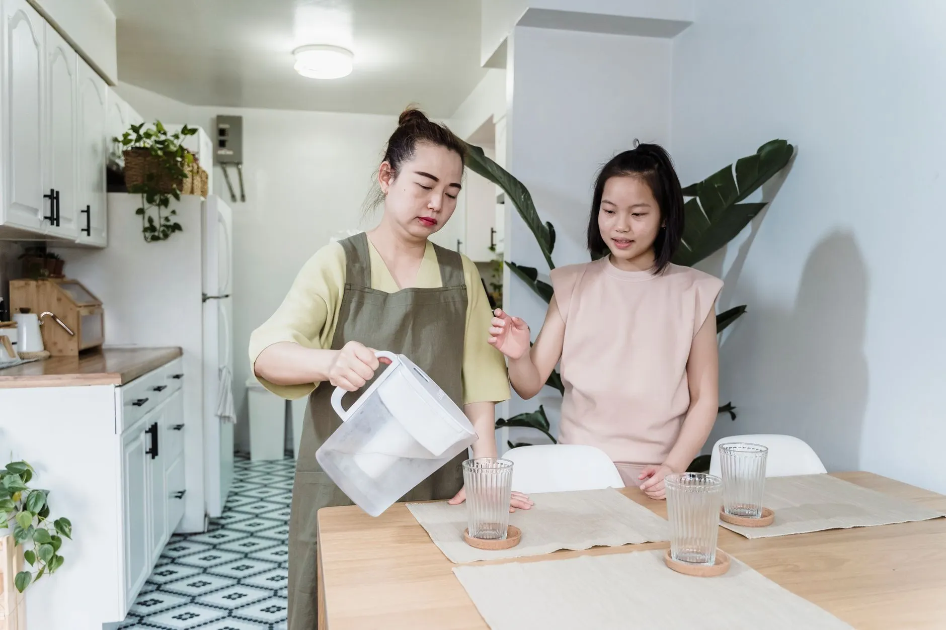 仓储物流与城配服务对比：中织盛商贸供应链管理方案选型指南